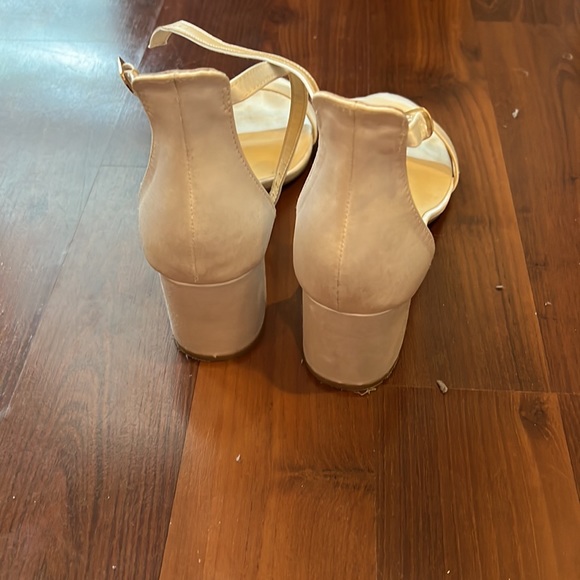 Lulus Heels - Picture 2 of 3
